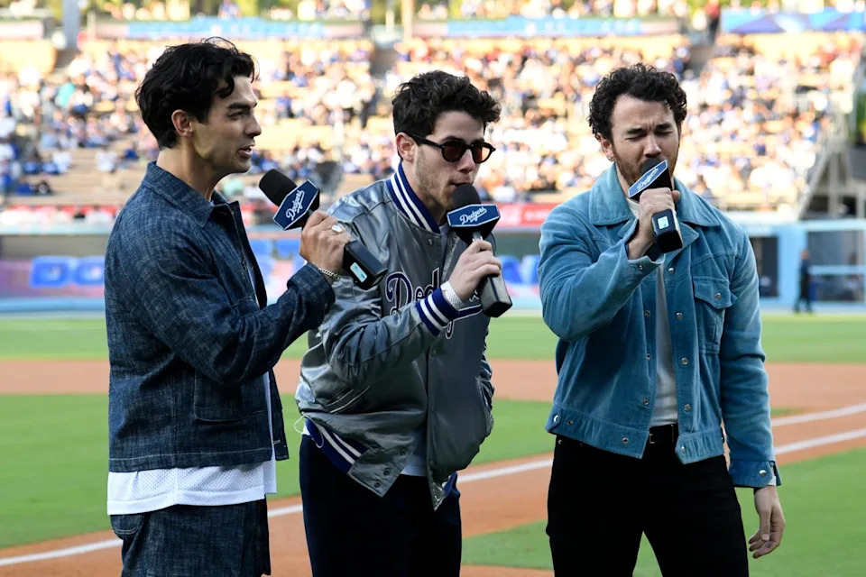 The Jonas Brothers' performance at the MLB World Series left baseball fans confused (Getty Images)