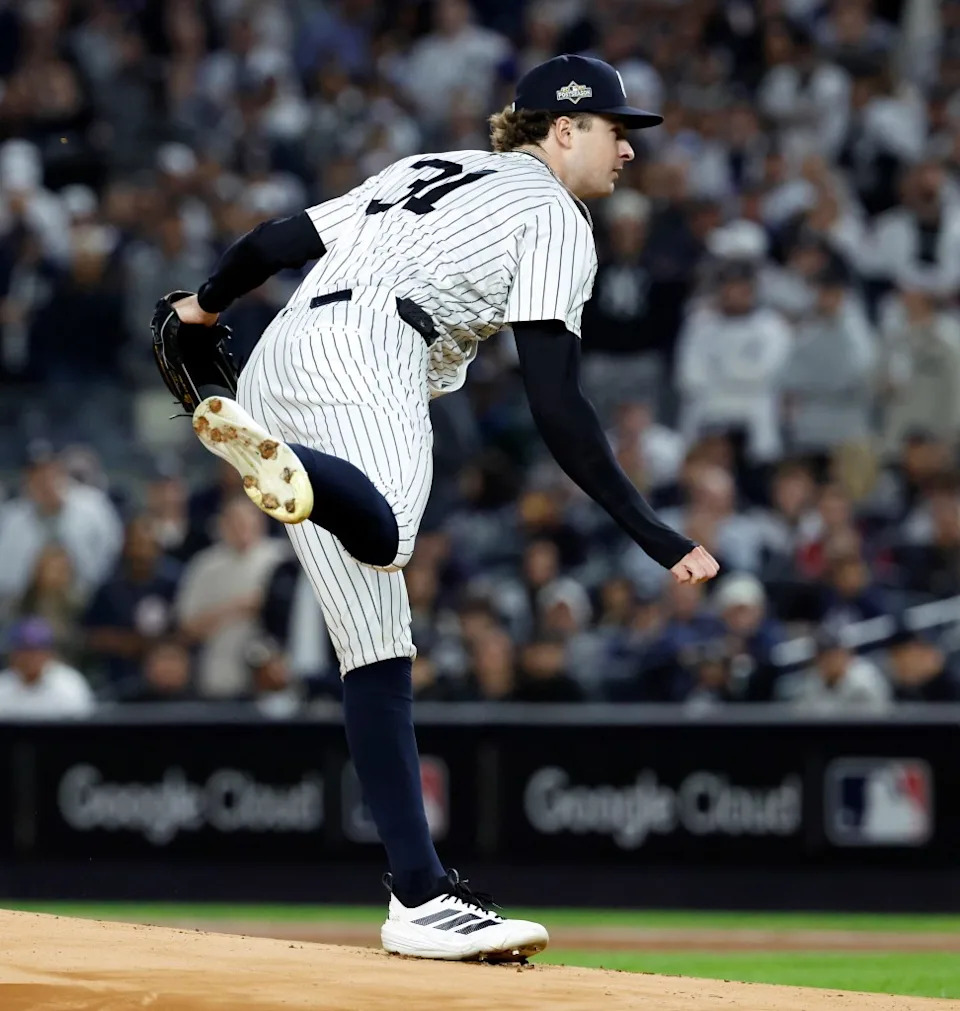 Yankees pitcher Cam Schlittler throws to the Boston Red Sox. JASON SZENES/ NY POST