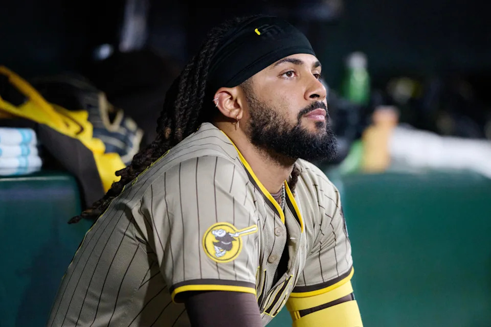 San Diego Padres outfielder Fernando Tatis Jr. (23) named a finalist for the 2025 Hank Aaron Award.© Robert Edwards-Imagn Images