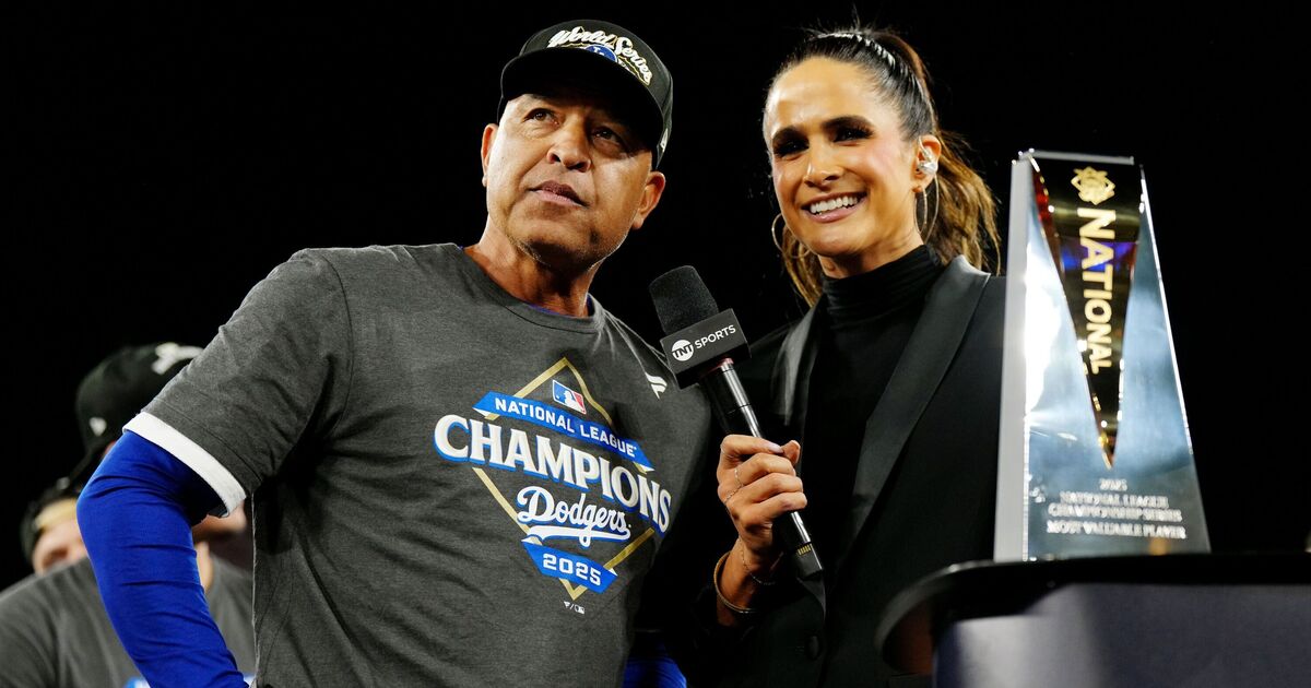 Dodgers' Dave Roberts makes 'ruin baseball' vow ahead of World Series - Baseball - Sports