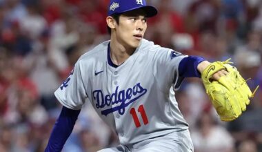 NLDS umpire injures himself making emphatic 'out' call in Dodgers-Phillies