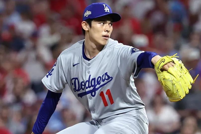 NLDS umpire injures himself making emphatic 'out' call in Dodgers-Phillies