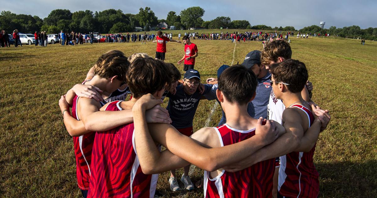 Manhattan XC sweeps regional titles to clinch state berths | Sports