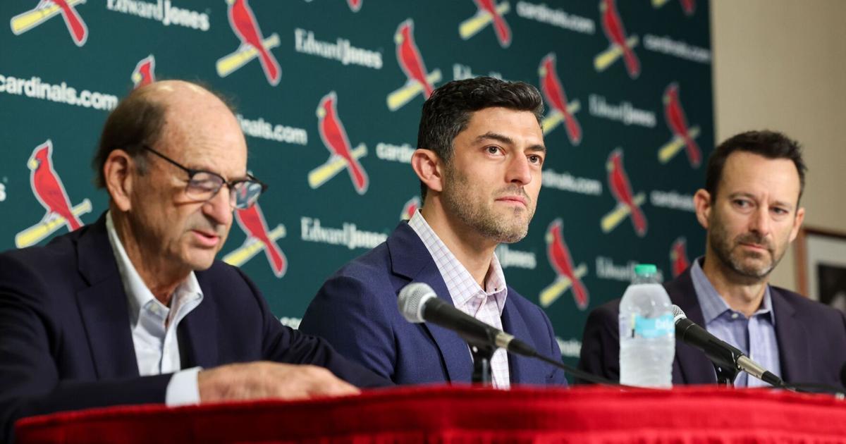 Join baseball writer Derrick Goold now for his live Cardinals chat