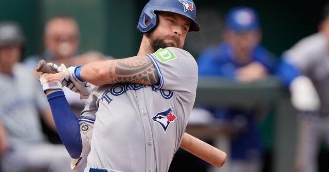 Lukes in for Schneider in left field as Blue Jays tinker with lineup for Game 4 | National Sports