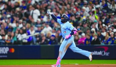 Guerrero, Springer spark Blue Jays, who hit five HRs and cut Mariners’ ALCS lead to 2-1 | Sports