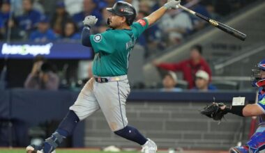 Canadian slugger Josh Naylor helps Mariners put Blue Jays in big ALCS hole with home run back home | National Sports