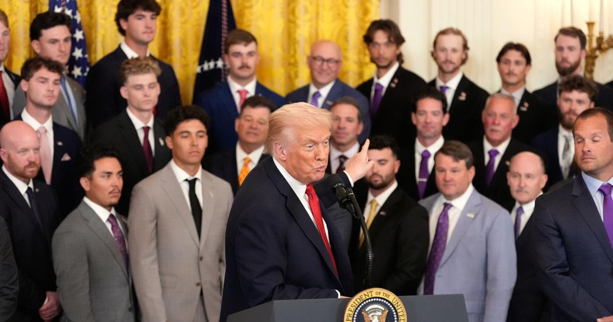 Trump honors 2025 college baseball champs LSU and LSU-Shreveport | Sports