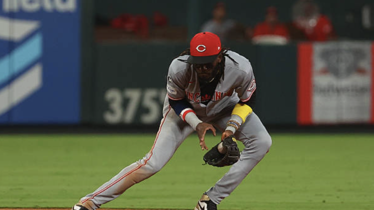 Reds: Where should Elly play in 2026? | 700WLW