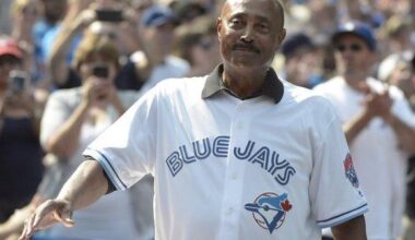 Jays look to past World Series glory with Gaston, Carter, set to throw first pitches | National Sports