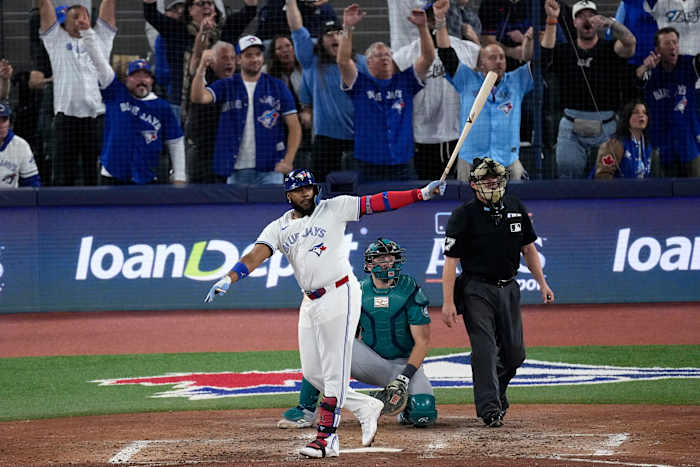 Guerrero hits 6th postseason homer and Blue Jays beat Mariners 6-2 to force Game 7 of ALCS