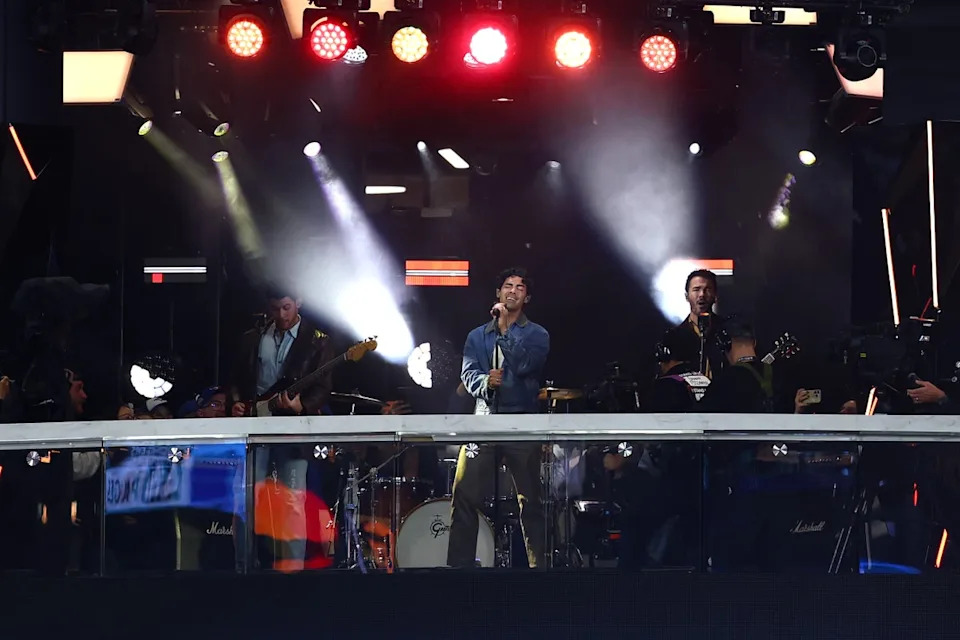 The Jonas Brothers performed their song 'I Can't Lose' after the fifth inning in Game Two of the World Series Saturday (Getty Images)