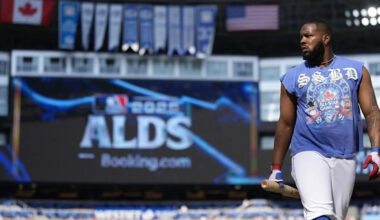 Game 1 of Blue Jays playoff series has fans buzzing