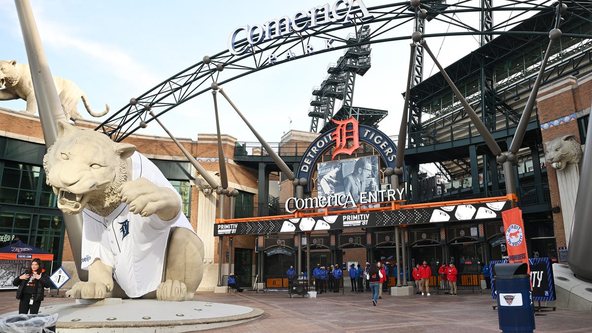 Amid banking news, are Detroit Tigers prepping to rename Comerica Park?