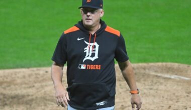 A.J. Hinch contract talks with Tigers stall during AL Central meltdown