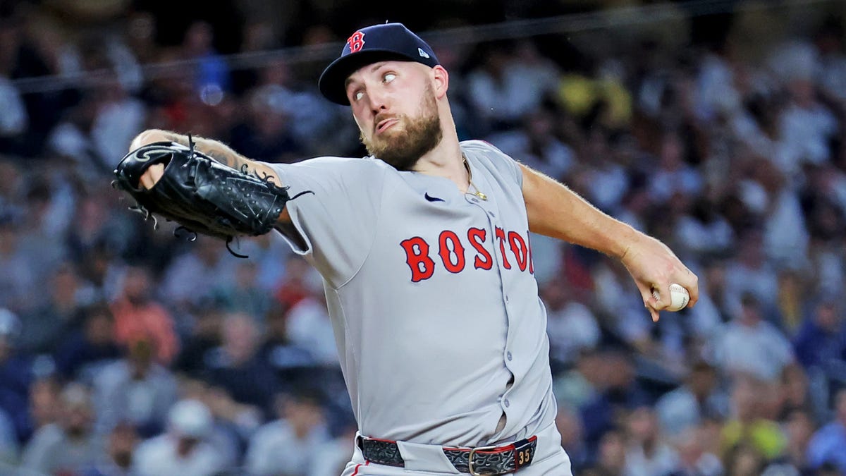 Red Sox ace Garrett Crochet dumbfounds Yankees in MLB playoffs