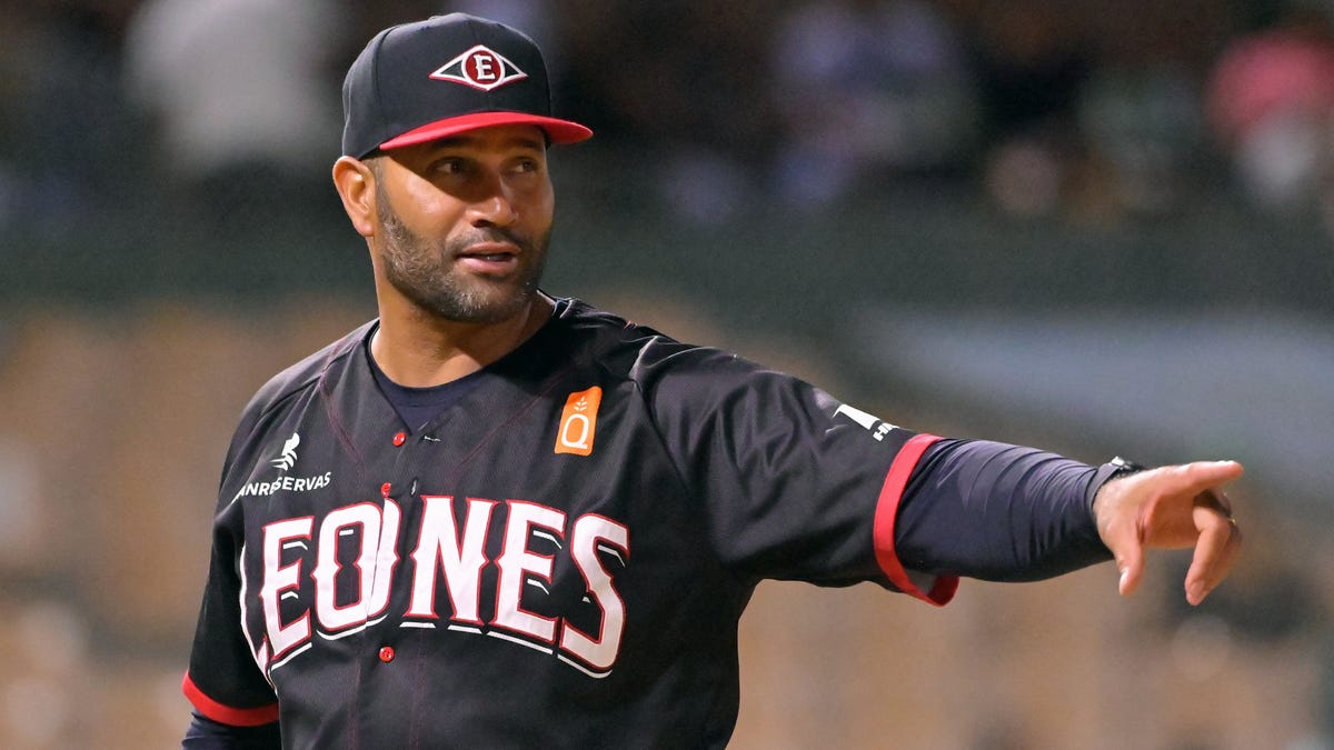 Albert Pujols interviews with Angels for manager job