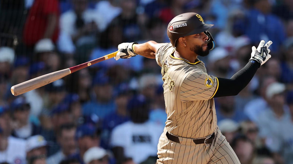 Padres-Cubs Game 3 ends with controversy after bad strike call