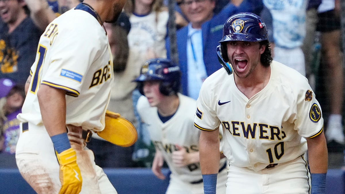 Cubs vs Brewers score, live updates, where to watch NLDS Game 2