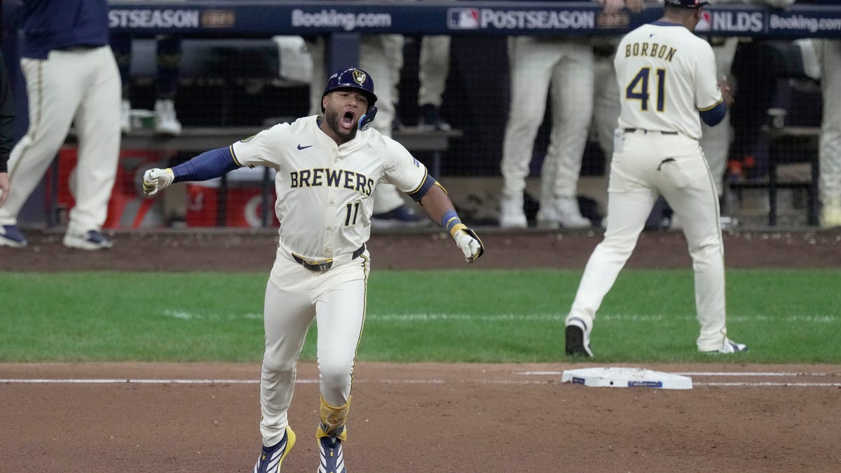 Brewers hit first (and second) three-run homers in playoff history