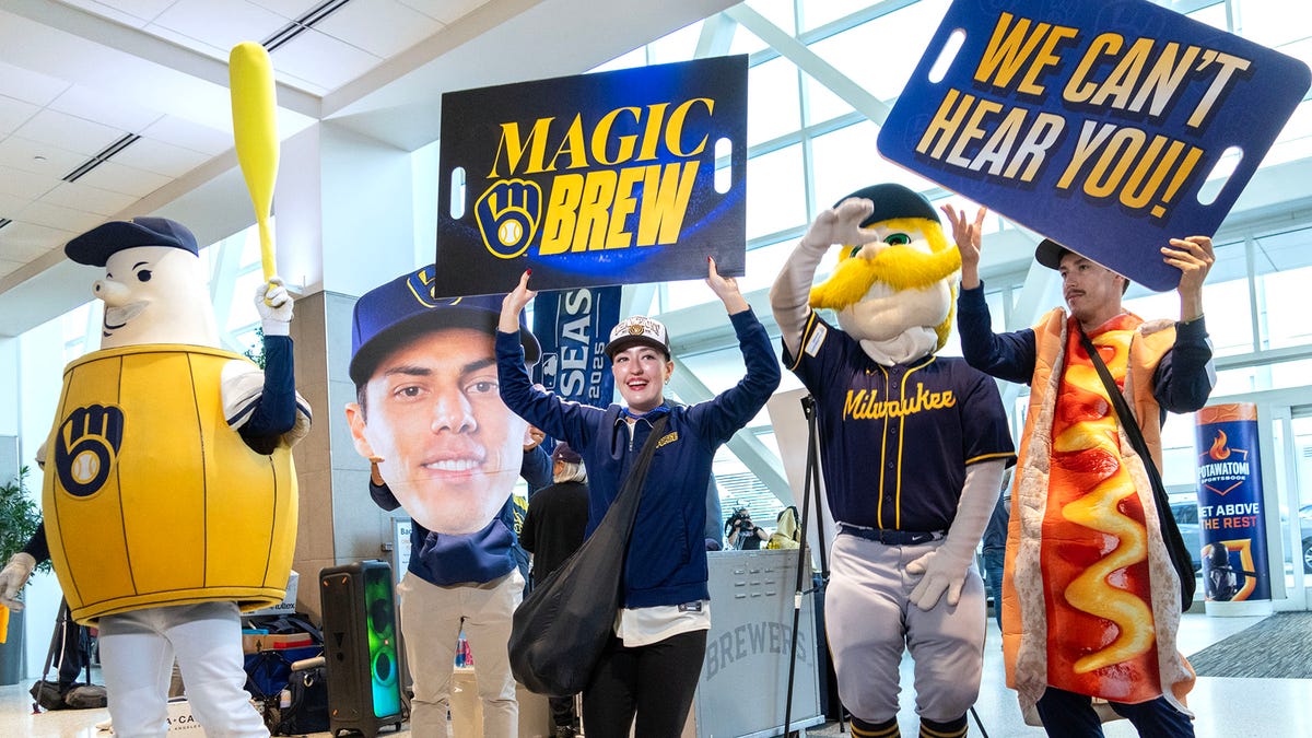 Buy Brewers Game 5 playoff tickets vs Cubs on Saturday in Milwaukee