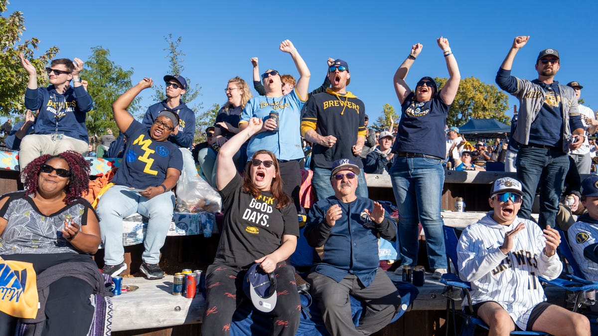 What channels are Brewers vs Dodgers on in NLCS? TV, streaming, radio