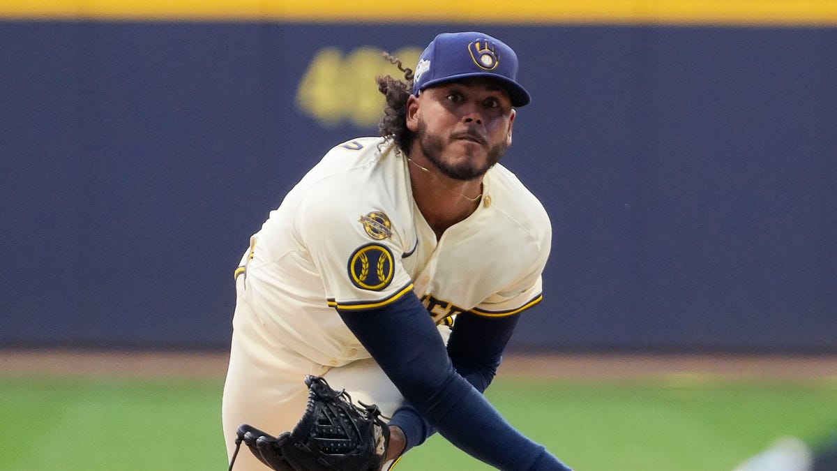 Brewers at Cubs odds, picks and predictions