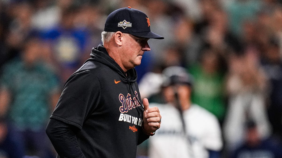 Detroit Tigers' A.J. Hinch on pulling Tarik Skubal in ALDS Game 5