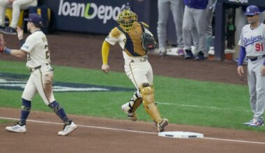 How did Brewers pull off double play against Dodgers in fourth inning?