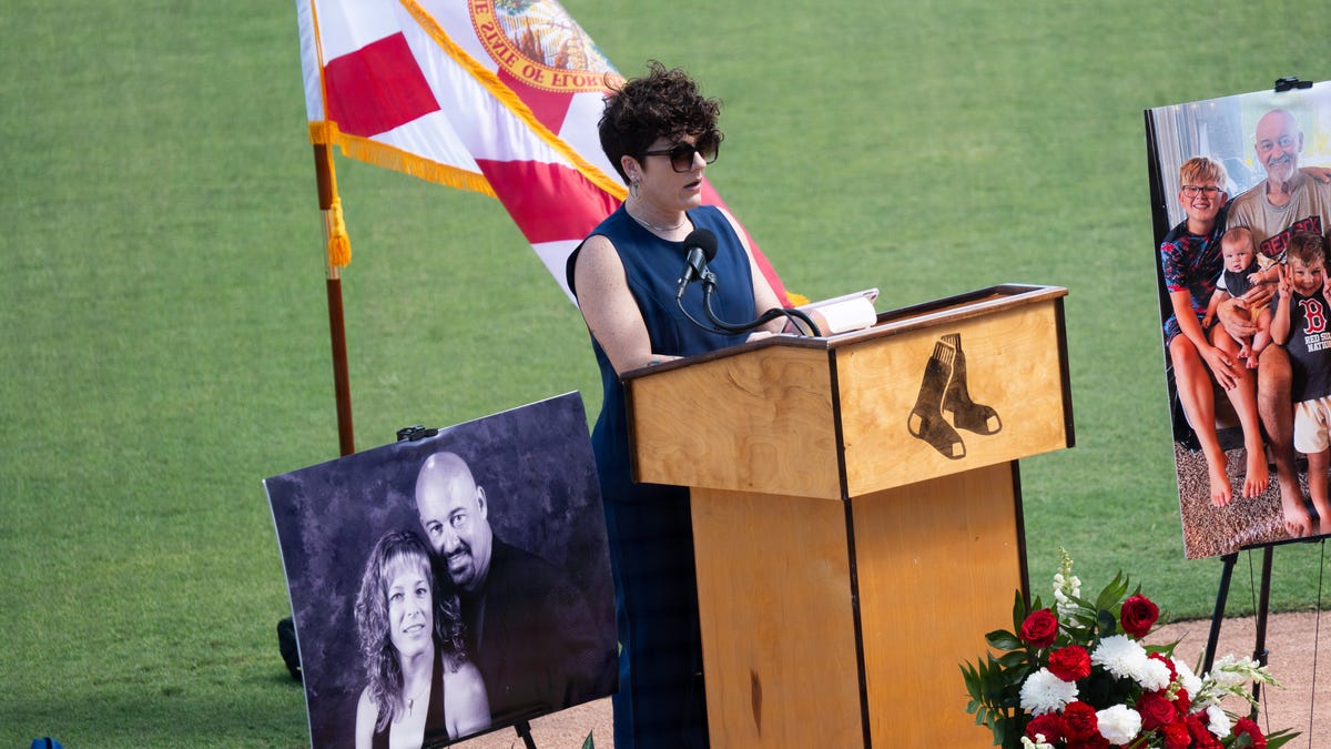 Community gathers to honor Greenwell’s legacy on and off the field