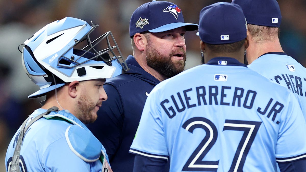 Blue Jays' John Schneider sounds off on critics after ugly ALCS loss
