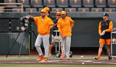 Who is Tony Vitello? Age, record, more for Giants baseball manager