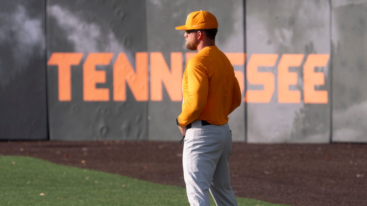 Danny White on Josh Elander as Tennessee baseball coach candidate
