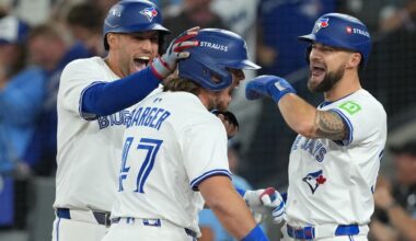 Blue Jays' ambush shows Dodgers 'how we roll' in World Series Game 1