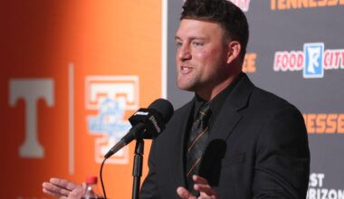 Tony Vitello on Josh Elander as Tennessee baseball coach