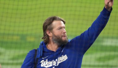 Watch Clayton Kershaw's final goodbye to Dodger Stadium
