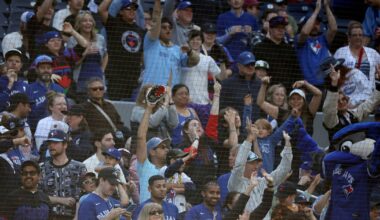 Rogers to offer 250 ticket pairs during Toronto Blue Jays' postseason run