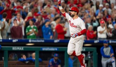 Kyle Schwarber joins 50-HR club in rout of Mets