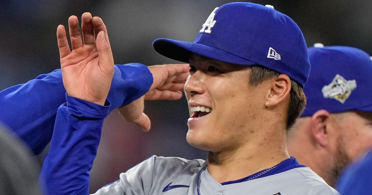 Yamamoto, Dodgers level MLB World Series against Blue Jays in Game 2 | Baseball News