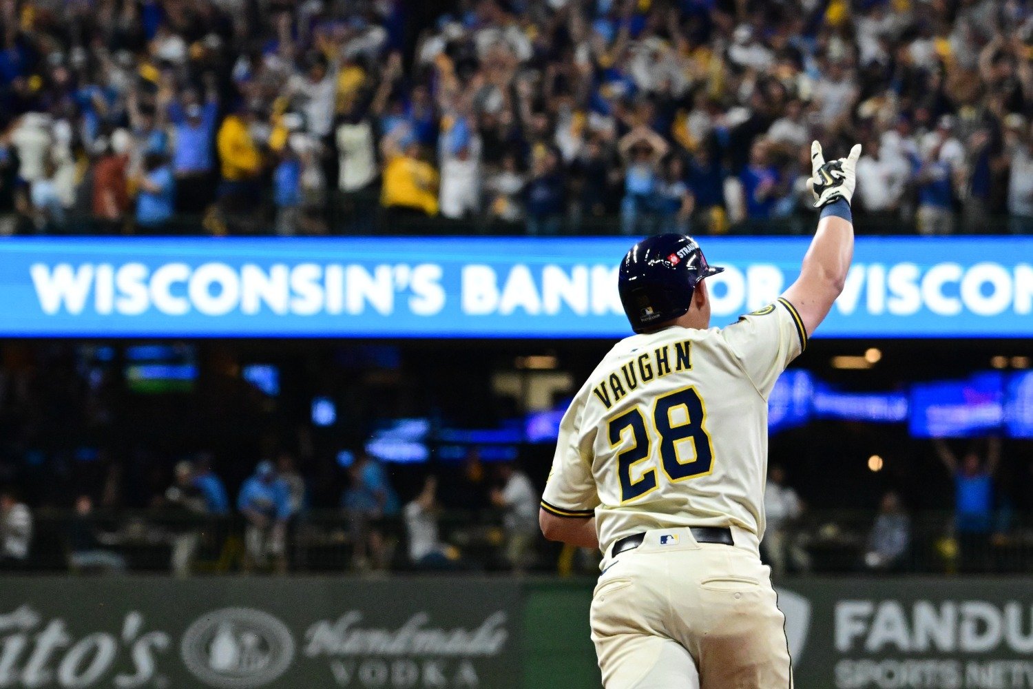 How Altering His Approach Helped Andrew Vaughn Overhaul His Swing - Brewers