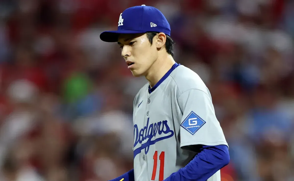 Dodgers HC Dave Roberts delivers strong message about Roki Sasaki's role ahead of remaining postseason games