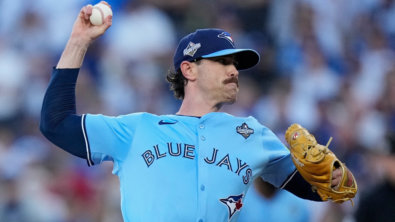 Bieber delivers strong outing for Blue Jays in Game 4 of World Series