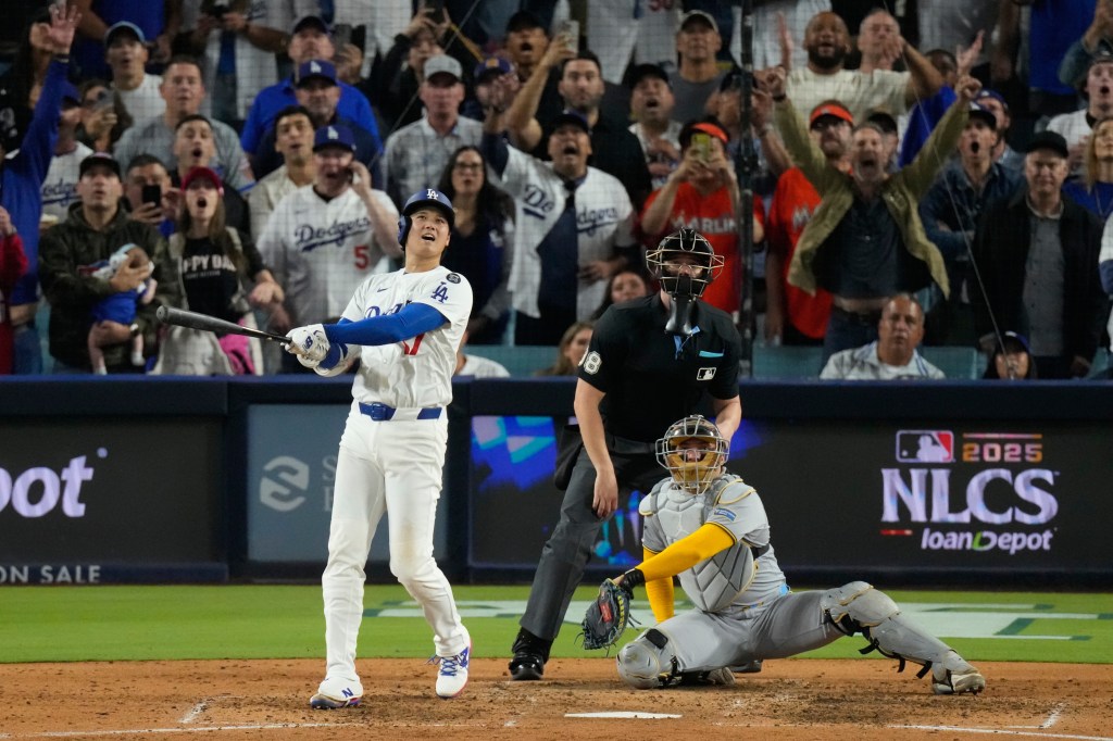 Los Angeles Dodgers sweep Milwaukee Brewers