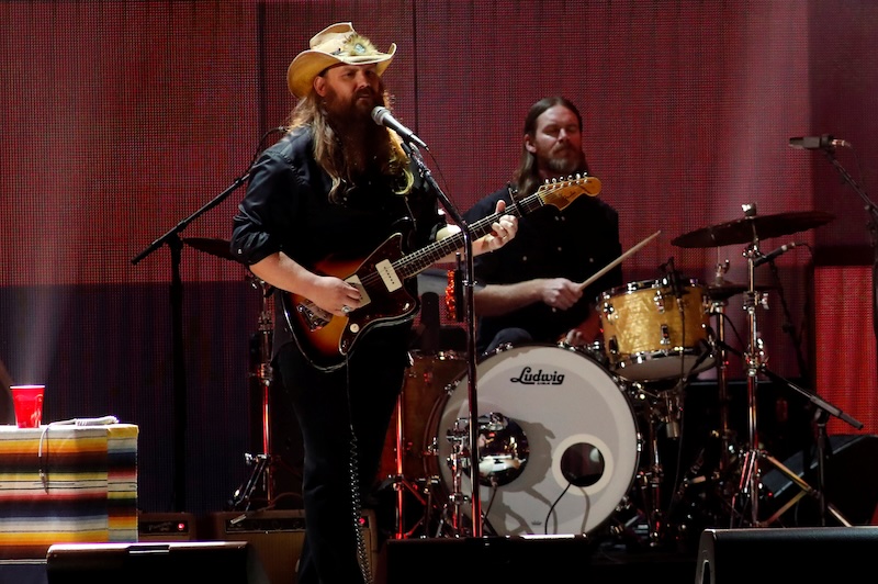 Chris Stapleton’s Traveller Whiskey Named First Official Whiskey Of Major League Baseball