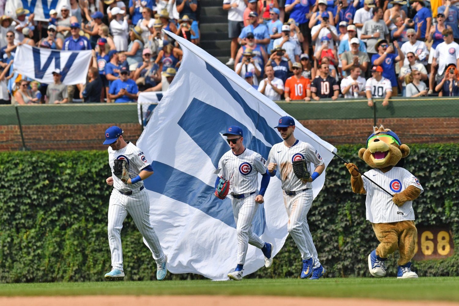 Grading The 2025 Chicago Cubs: Outfielders - Cubs