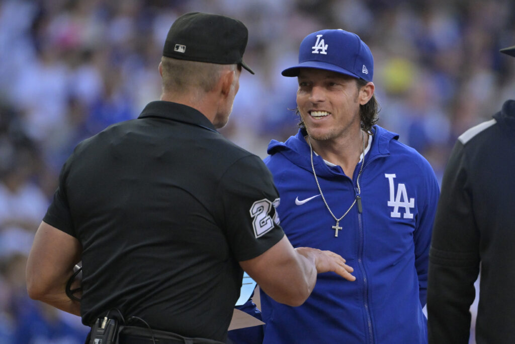 Latest On Braves' Managerial Search