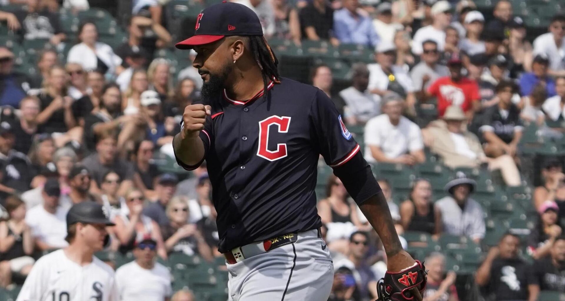 Guardians Muddled by Gambling Scandals – The Oberlin Review