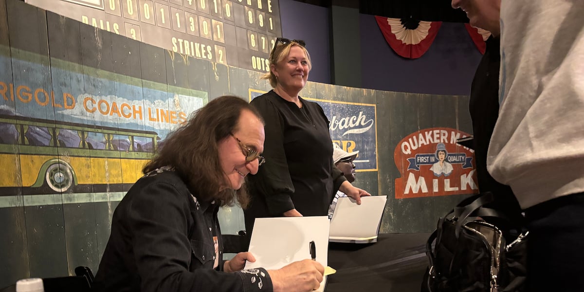 Rush star returns to Negro Leagues Baseball Museum for book signing