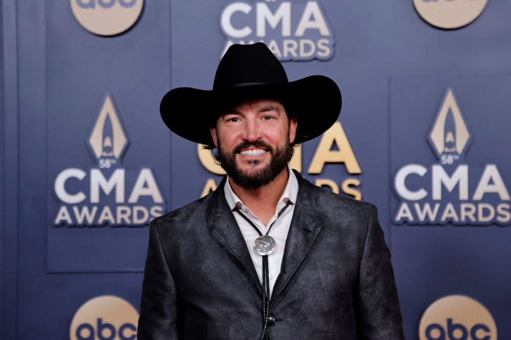 GettyImages-2185812002.jpg Tony Vitello 2024 CMA Awards