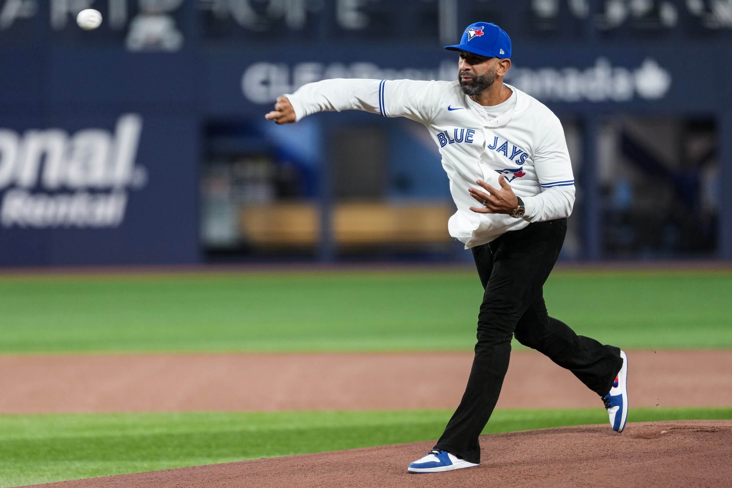 José Bautista throwing